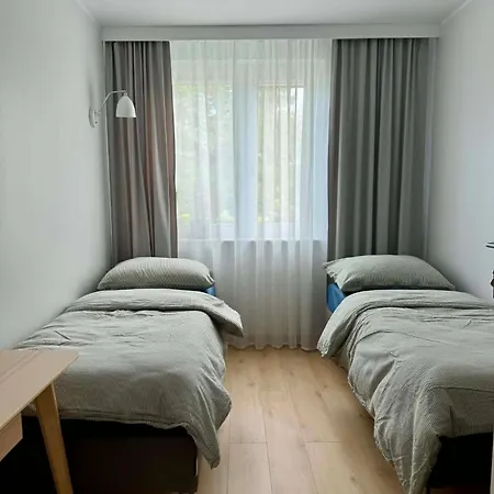 Przymorze Kolobrzeska 3-pokoje Blisko Morza Parking Apartman *